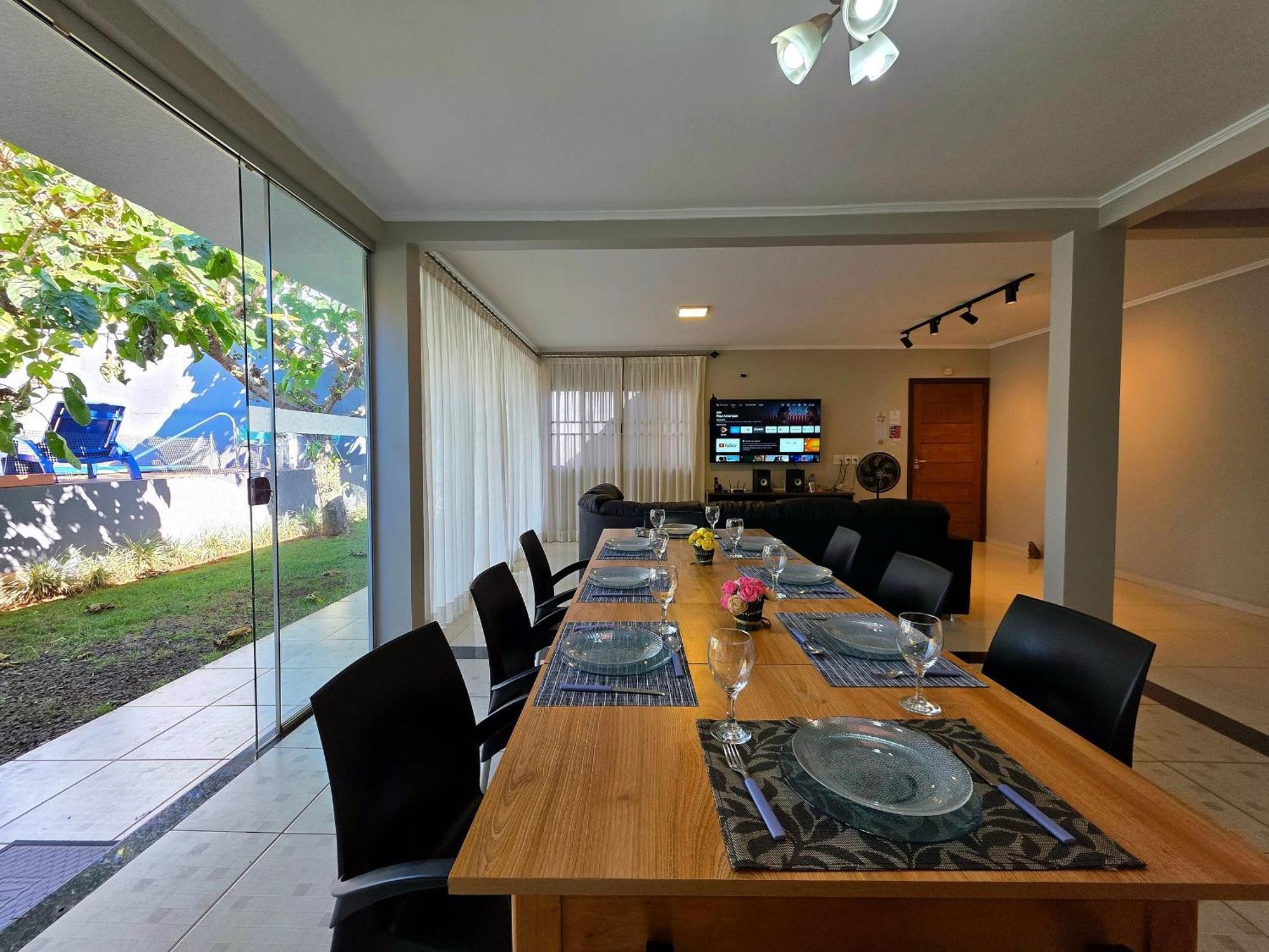 Casa Ampla 5 Quartos Area Lazer Lado Paraguai Holiday home *